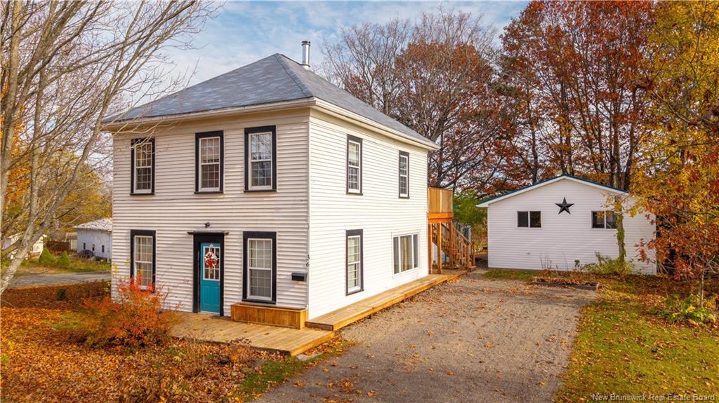 36 Queensway Wy, Saint Stephen, NB