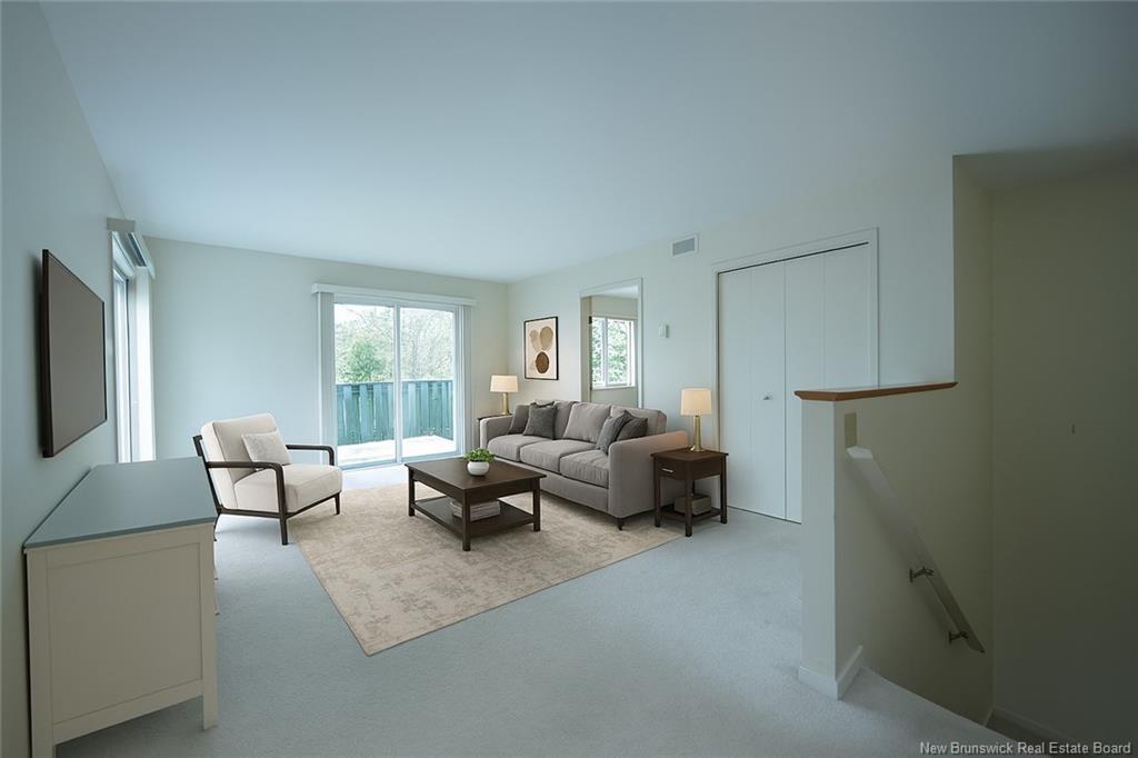 8 Tennis Court Rd, Rothesay, NB