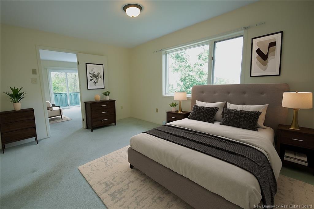 8 Tennis Court Rd, Rothesay, NB