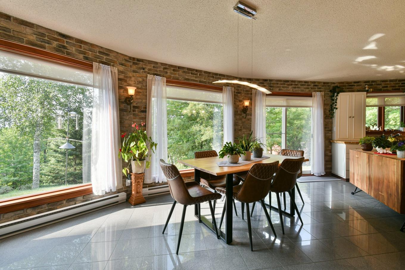 Dining room - 744 Rue De Fribourg, Sainte-Adèle, QC - Indoor Photo Showing Dining Room