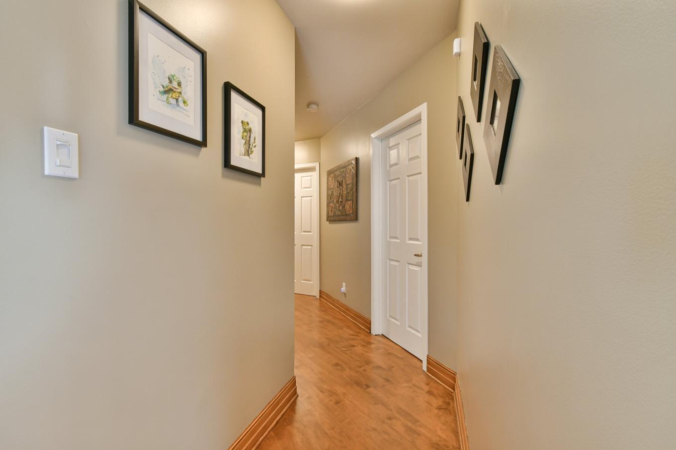 Passageway - 744 Rue De Fribourg, Sainte-Adèle, QC - Indoor Photo Showing Other Room