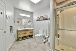 Ensuite bathroom -