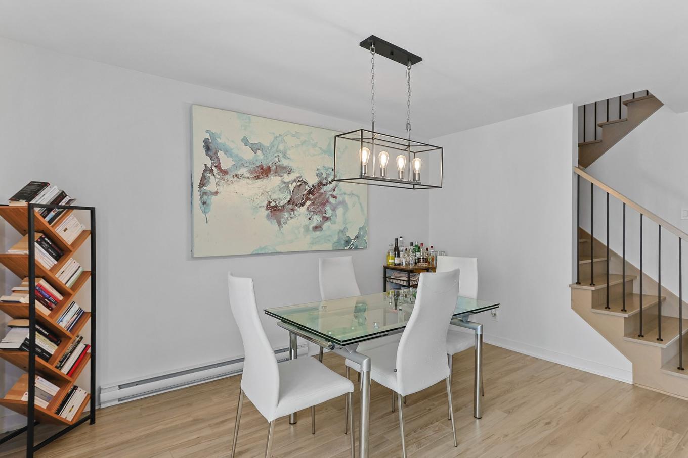 Salle à manger - 11 Rue Des Plaisanciers, Saint-Louis-De-Gonzague, QC - Indoor Photo Showing Dining Room