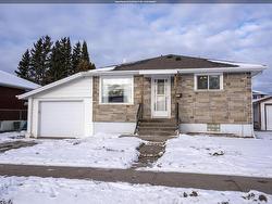 1731 Rankin Street Thunder Bay, ON P7E 5Z4