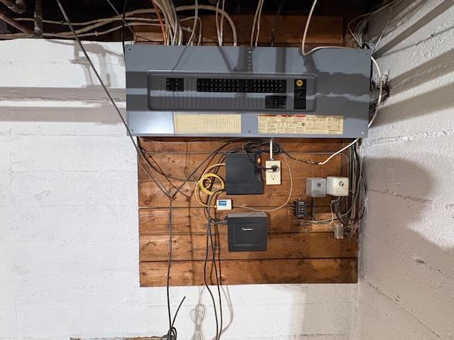 59 Ontario Street, Thunder Bay, ON - Indoor Photo Showing Basement