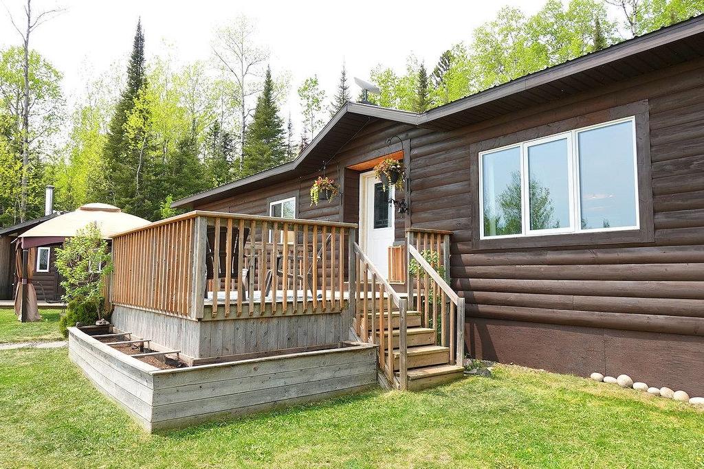 160 Mokomon Road, Kakabeka Falls, ON - Outdoor With Deck Patio Veranda