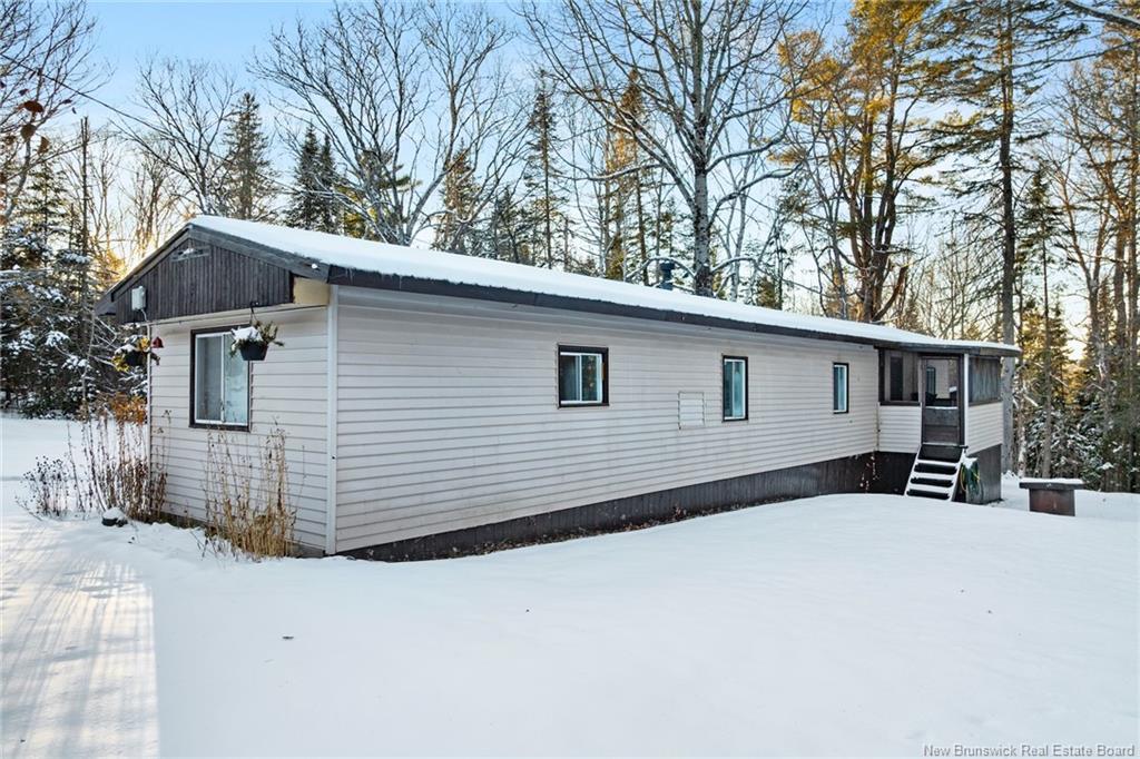 505 Penniac Rd, Mount Hope, NB
