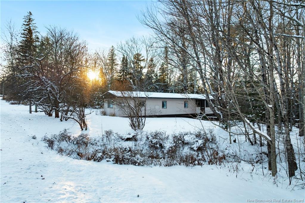 505 Penniac Rd, Mount Hope, NB