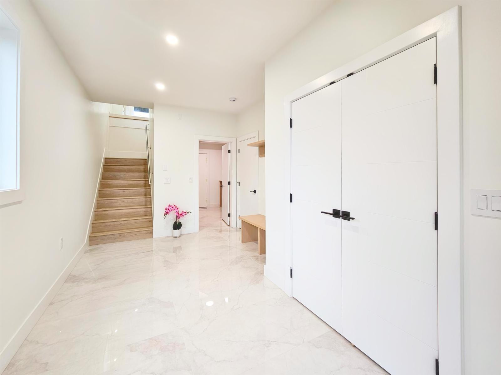 46339 Maple Avenue|Chilliwack Proper East, Chilliwack, BC - Indoor Photo Showing Other Room