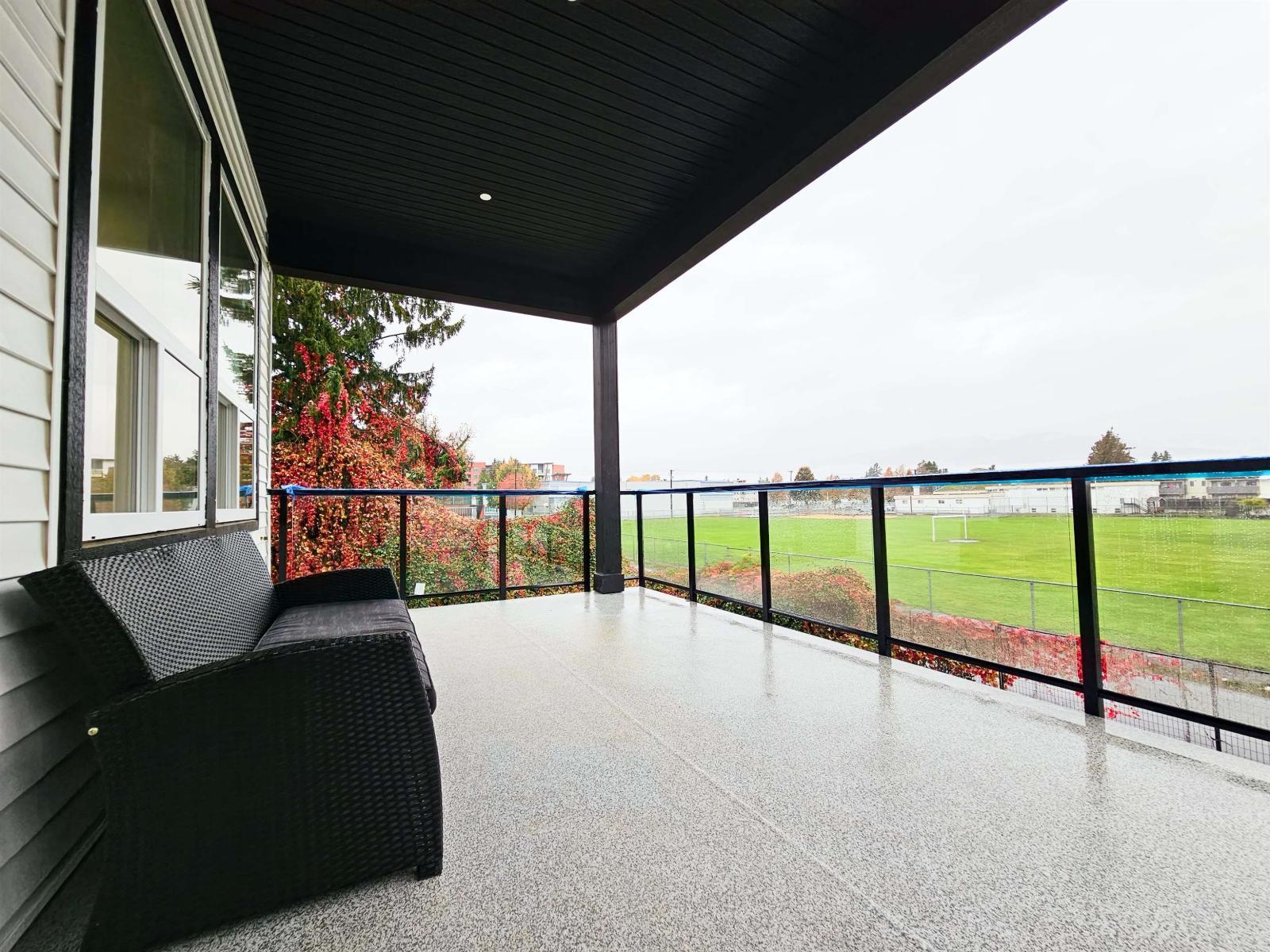 46339 Maple Avenue|Chilliwack Proper East, Chilliwack, BC - Outdoor With Deck Patio Veranda With Exterior