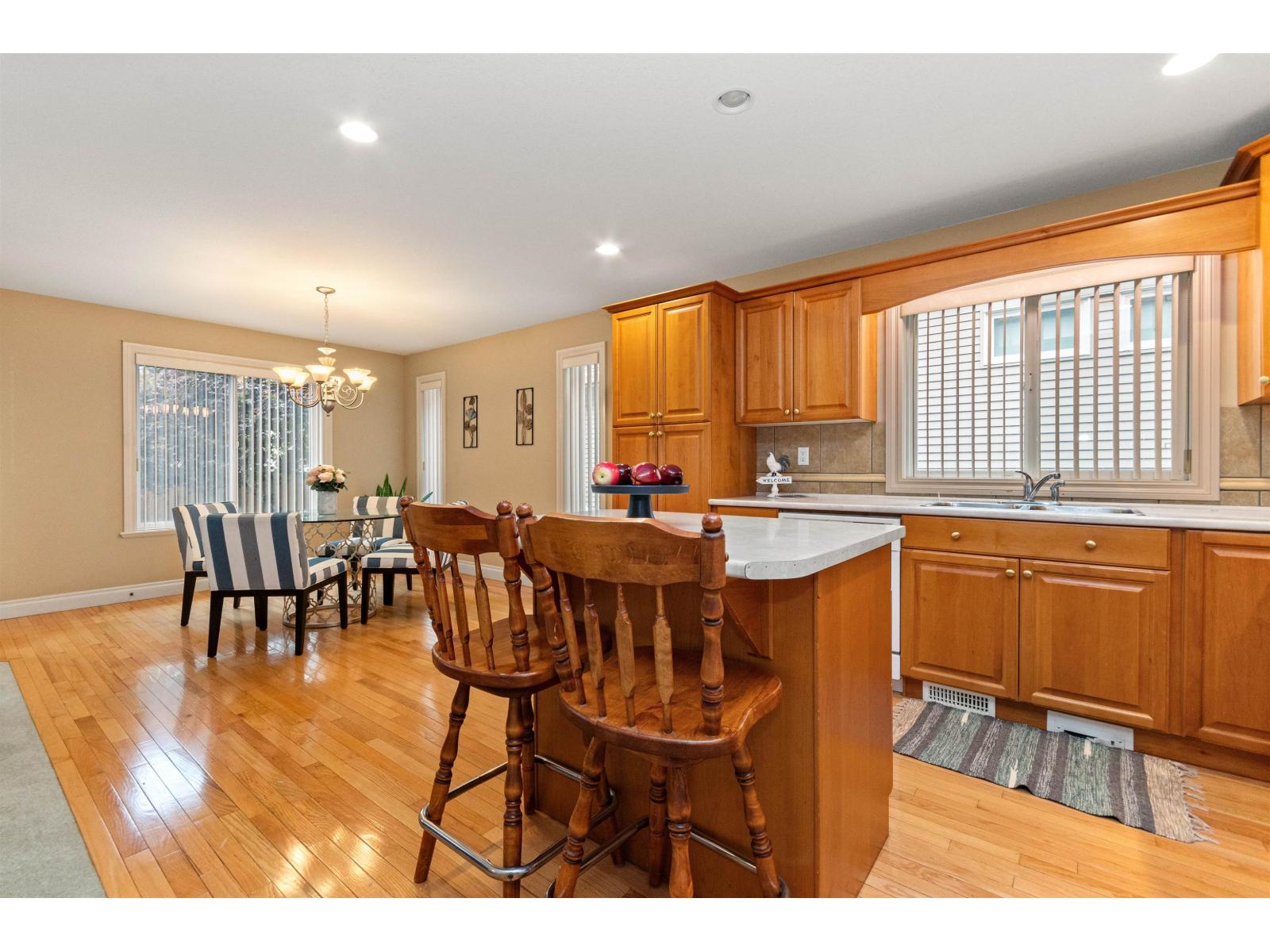 12 45819 Stevenson Road|Sardis East Vedder, Chilliwack, BC - Indoor