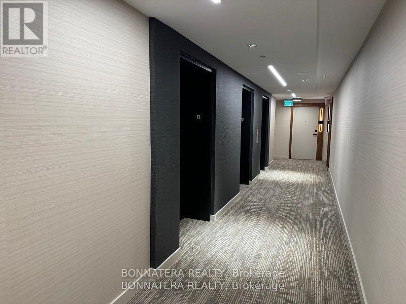 1308 - 327 King Street W, Toronto, ON - Indoor Photo Showing Other Room