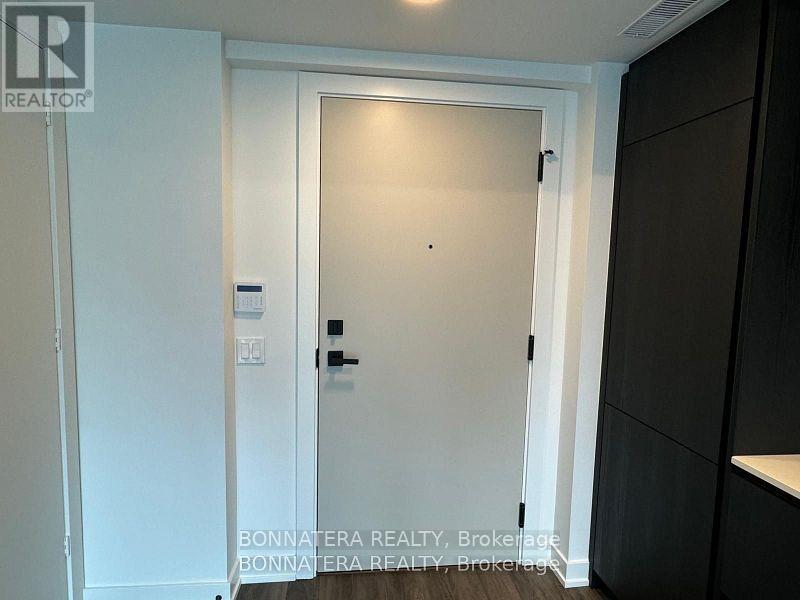 1308 - 327 King Street W, Toronto, ON - Indoor Photo Showing Other Room