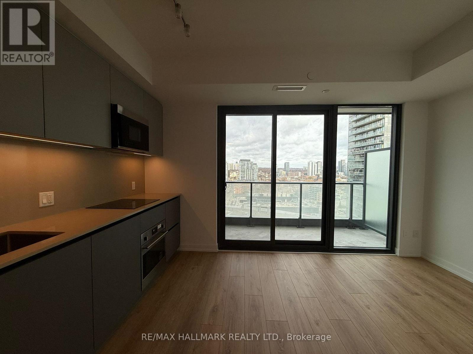 1810 - 35 Parliament Street, Toronto, ON - Indoor Photo Showing Other Room