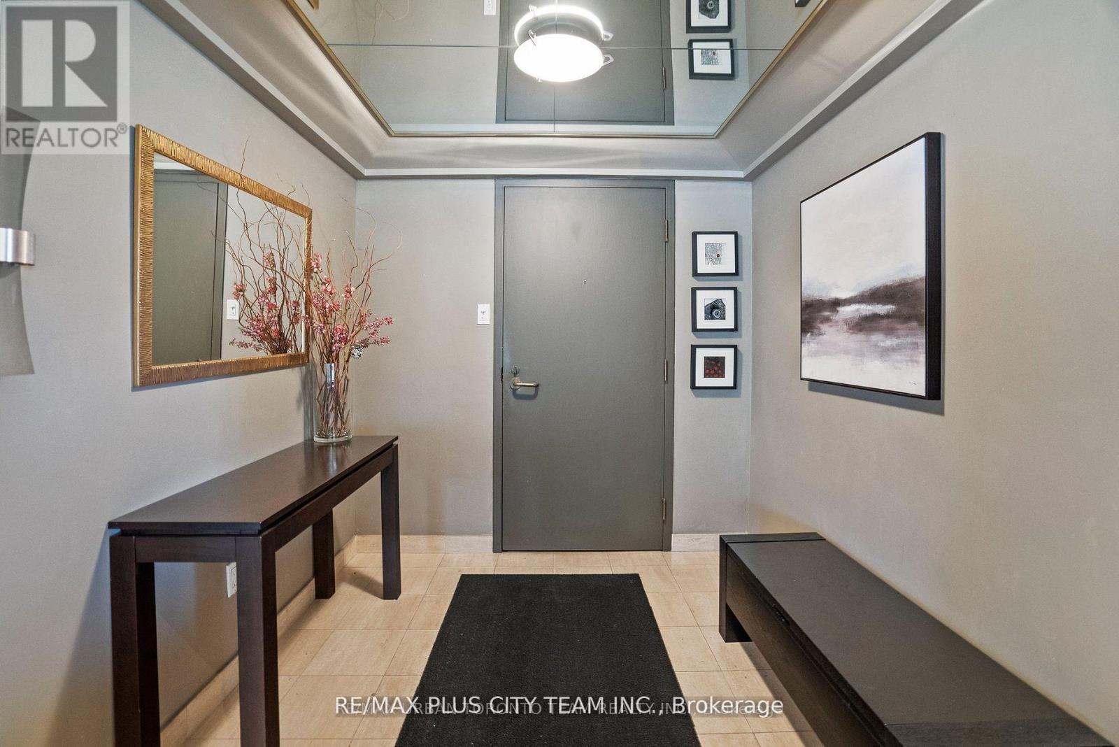 707 - 251 Queens Quay W, Toronto, ON - Indoor Photo Showing Other Room