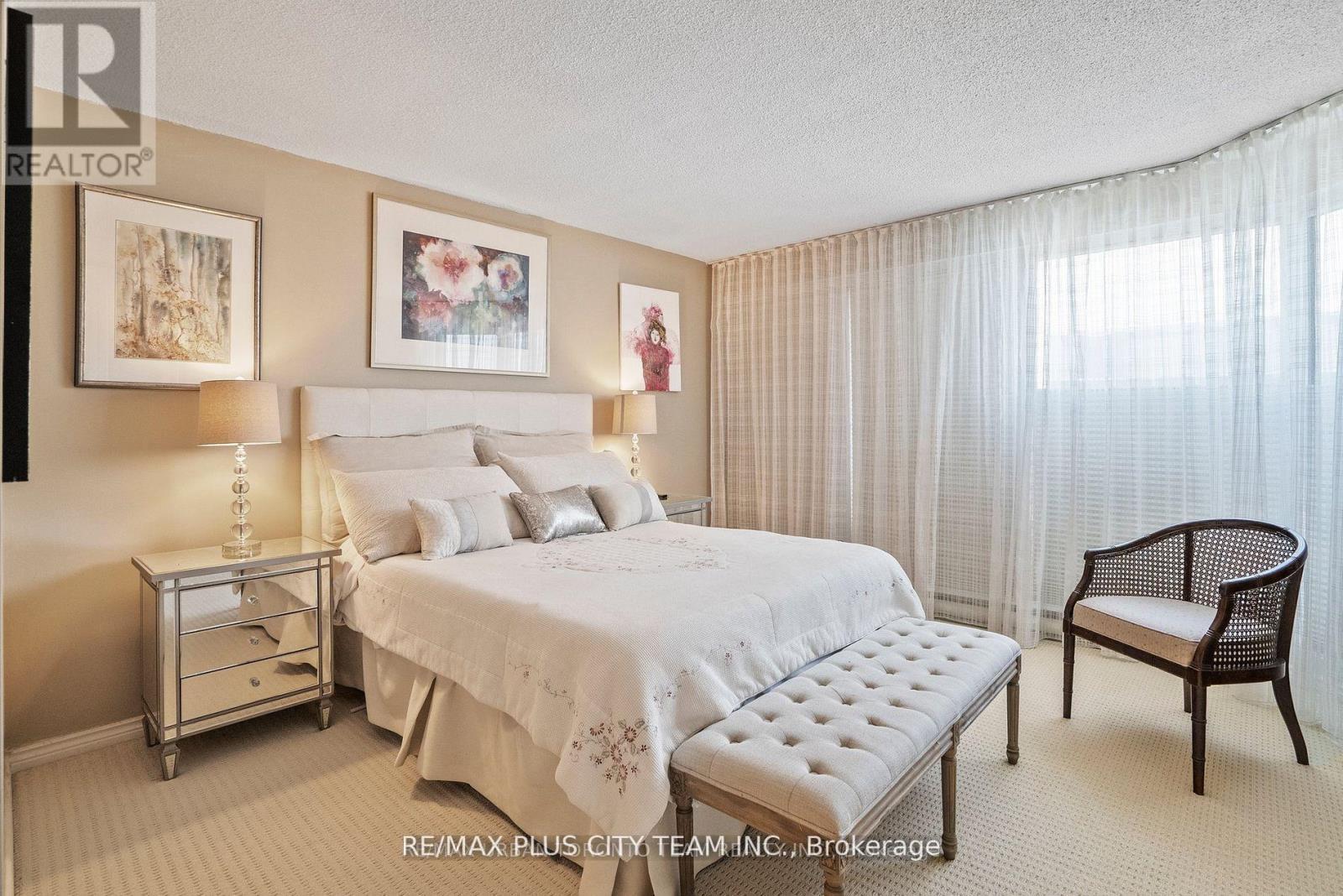 707 - 251 Queens Quay W, Toronto, ON - Indoor Photo Showing Bedroom