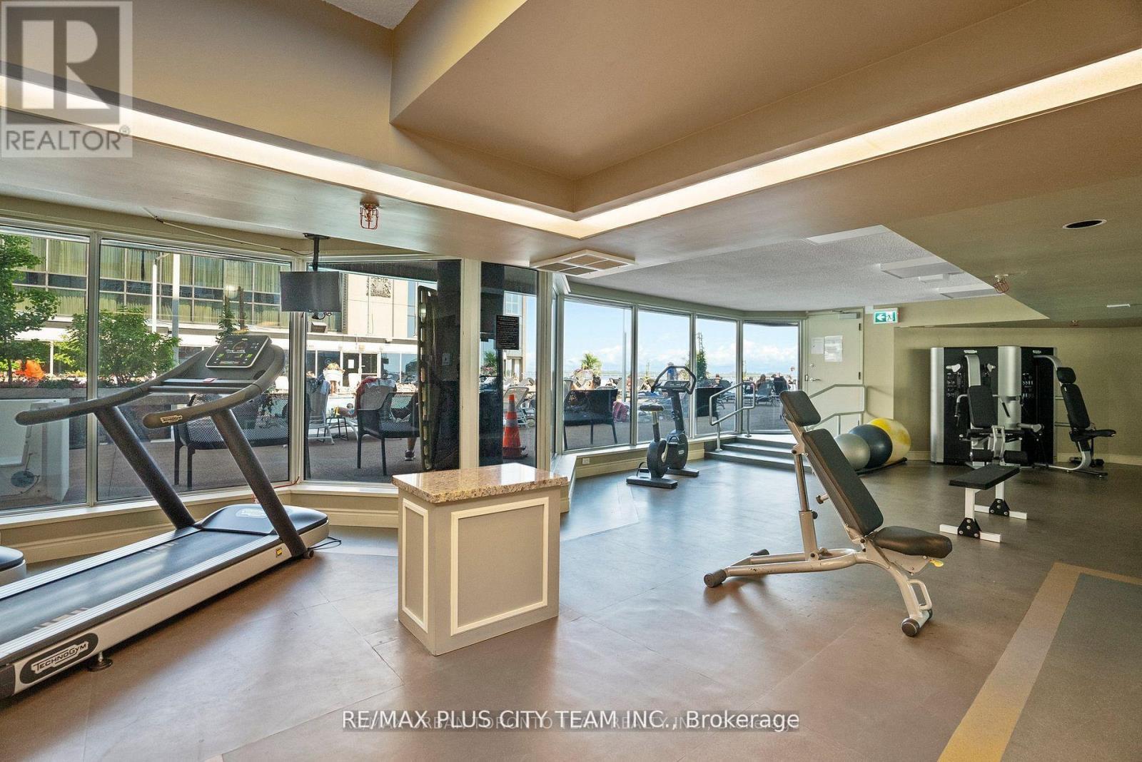 707 - 251 Queens Quay W, Toronto, ON - Indoor Photo Showing Gym Room