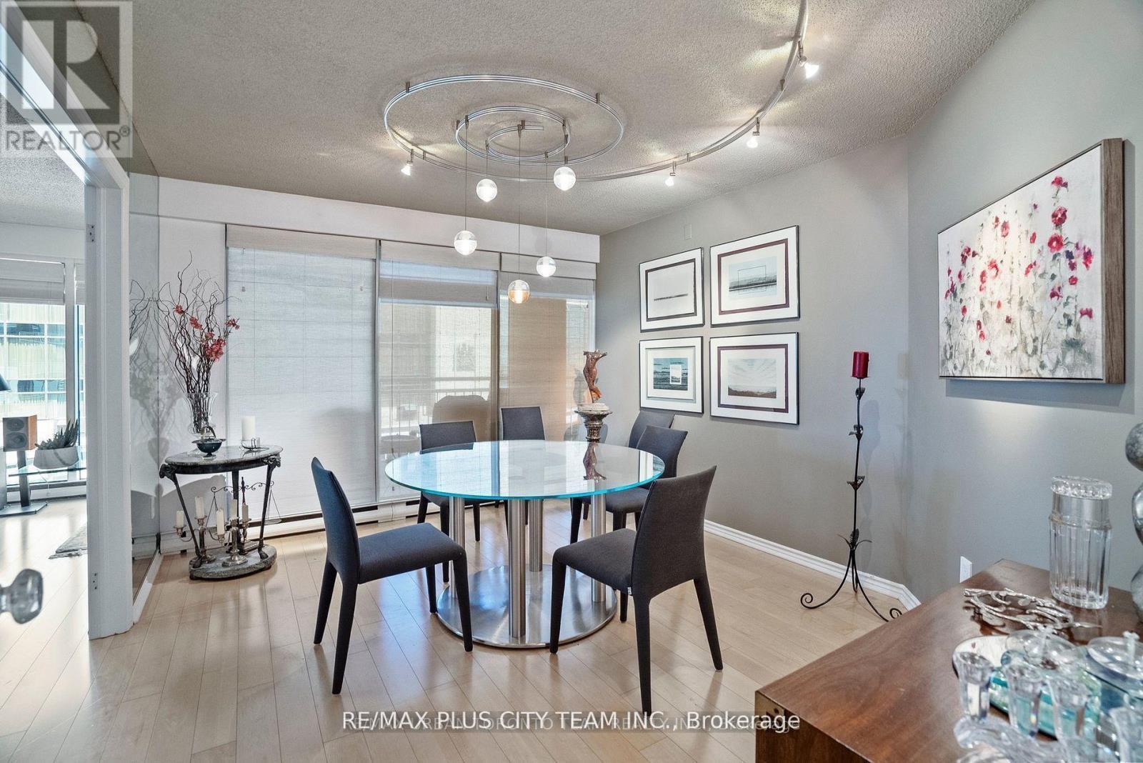 707 - 251 Queens Quay W, Toronto, ON - Indoor Photo Showing Dining Room