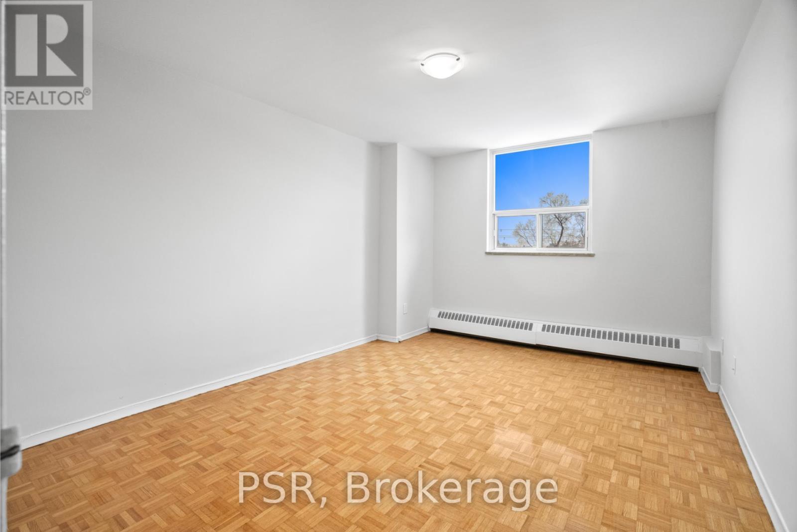 914 - 100 Rowena Drive, Toronto, ON - Indoor Photo Showing Other Room