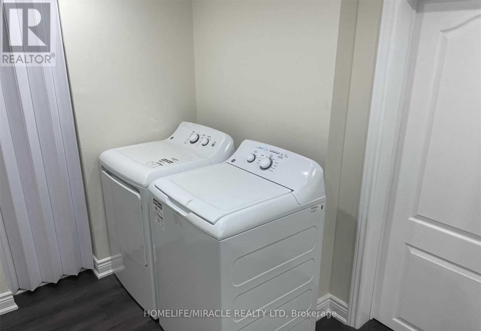77 Guelph Street, Oshawa, ON - Indoor Photo Showing Laundry Room