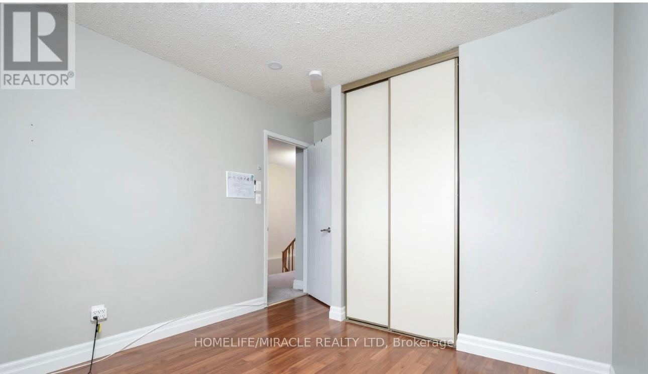 44 Glovers Road, Oshawa, ON - Indoor Photo Showing Other Room