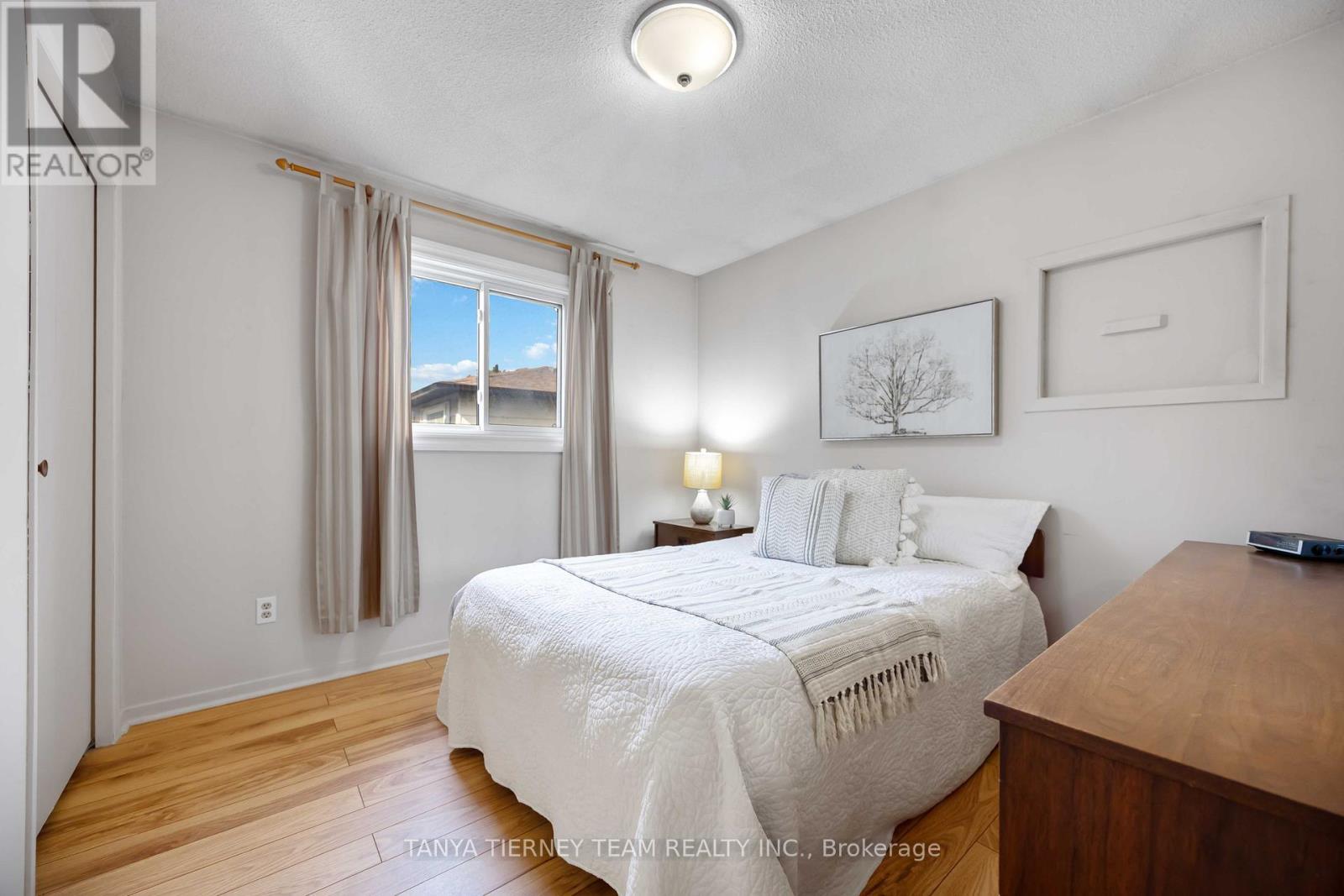 54 Chester Crescent, Scugog, ON - Indoor Photo Showing Bedroom