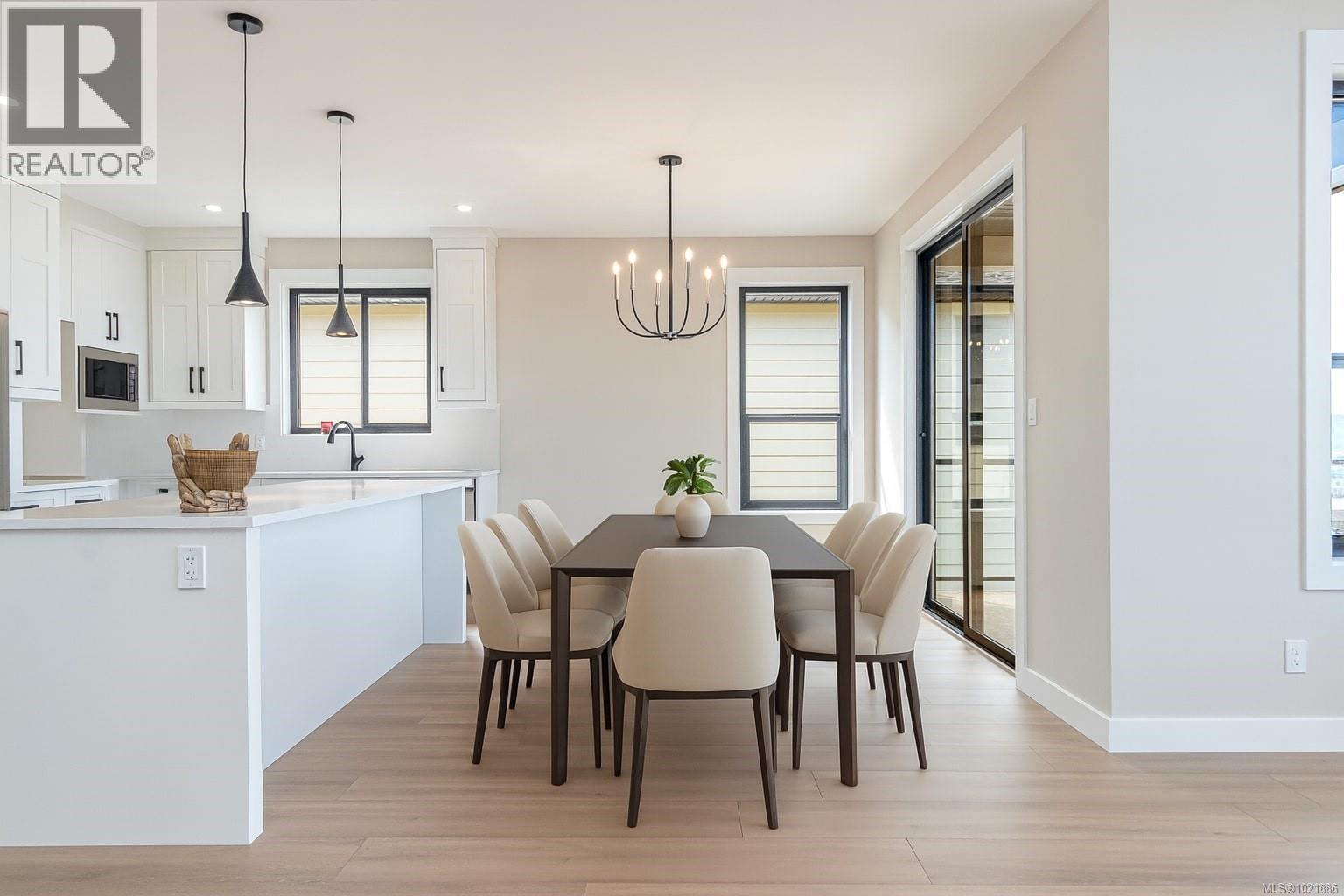 Dining space V.S. - 3195 Woodrush Dr, Duncan, BC - Indoor Photo Showing Other Room