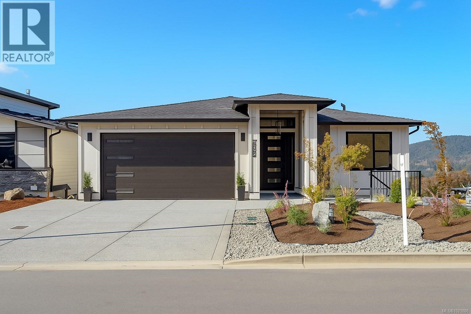 View of front of house - 3195 Woodrush Dr, Duncan, BC - Outdoor