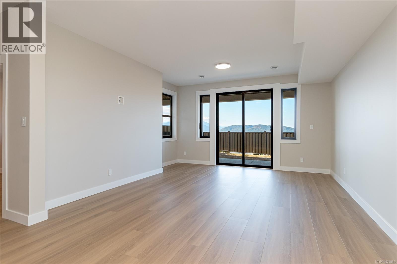 3195 Woodrush Dr, Duncan, BC - Indoor Photo Showing Other Room