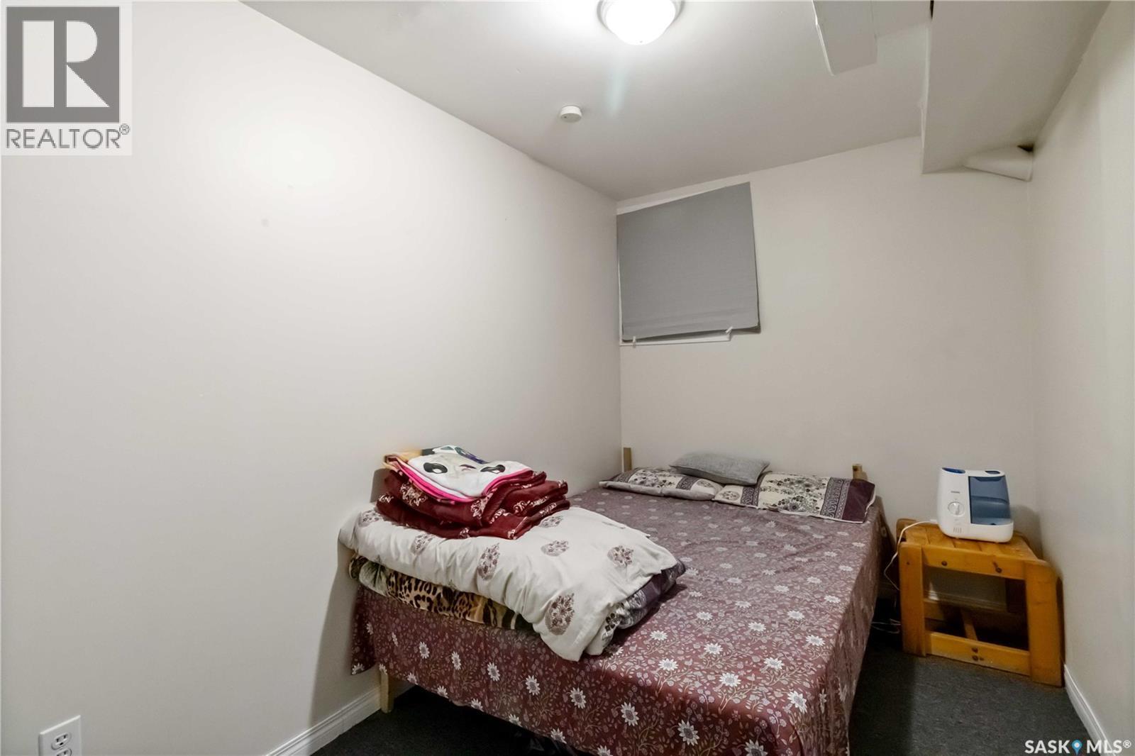 315 I Avenue S, Saskatoon, SK - Indoor Photo Showing Bedroom
