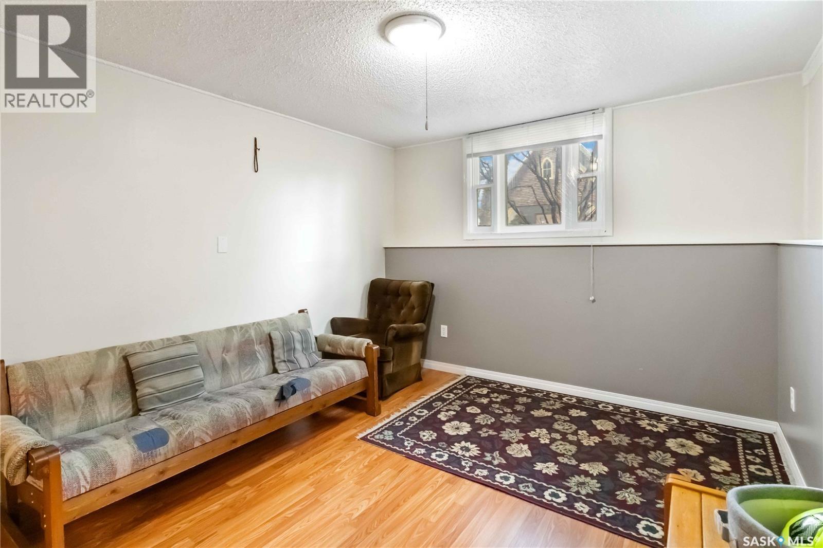 315 I Avenue S, Saskatoon, SK - Indoor