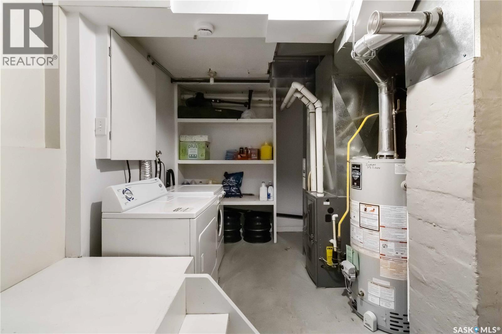 315 I Avenue S, Saskatoon, SK - Indoor Photo Showing Laundry Room
