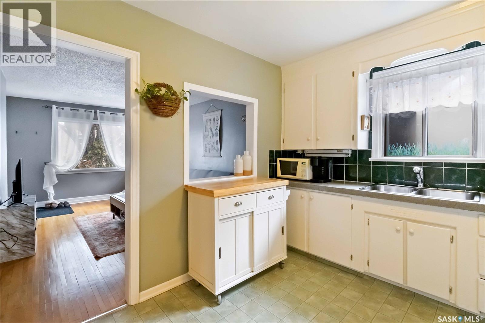 315 I Avenue S, Saskatoon, SK - Indoor