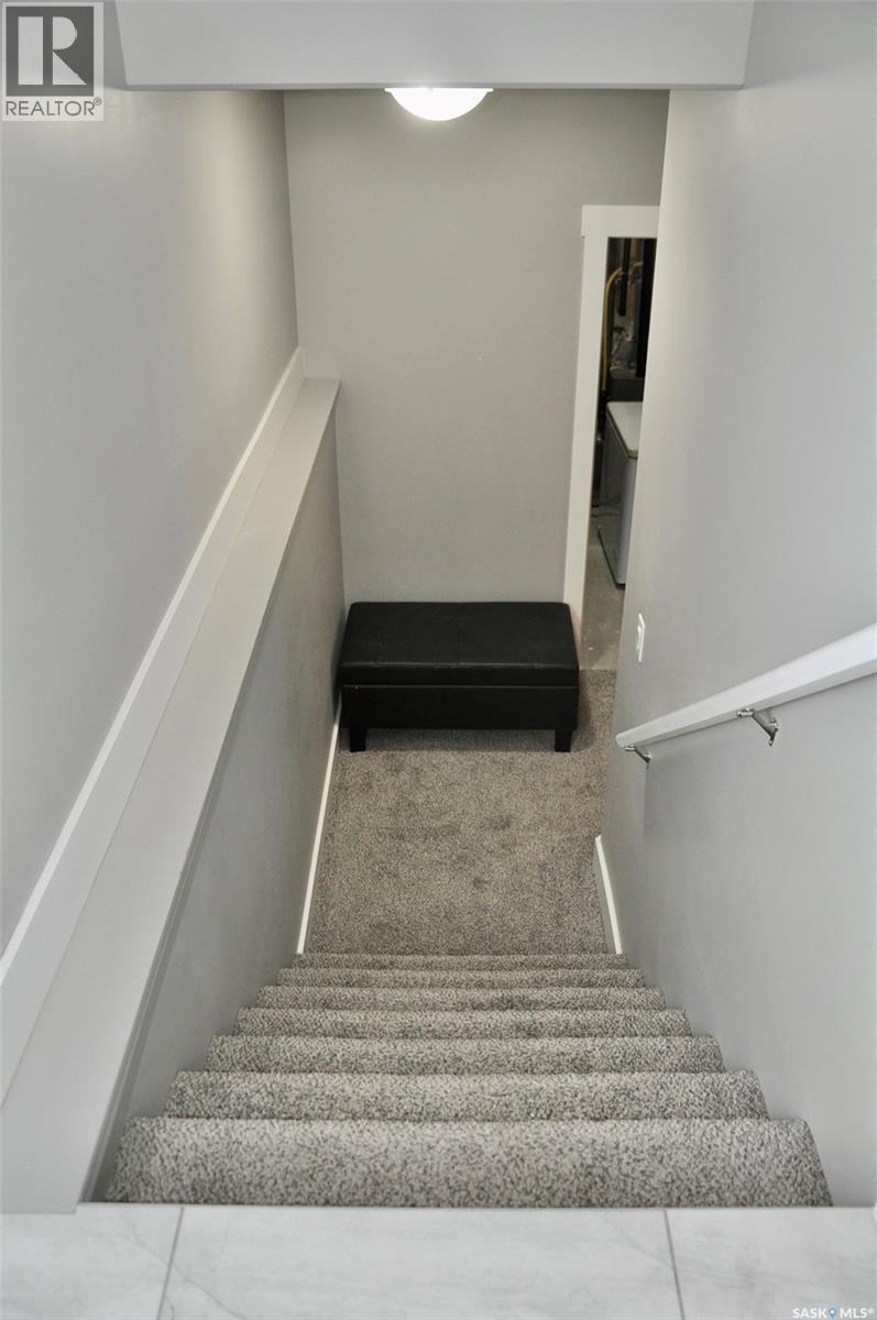 632 Ells Crescent, Saskatoon, SK - Indoor Photo Showing Other Room