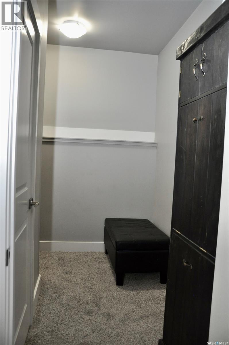 632 Ells Crescent, Saskatoon, SK - Indoor Photo Showing Other Room