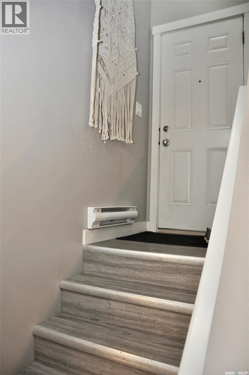 632 Ells Crescent, Saskatoon, SK - Indoor Photo Showing Other Room