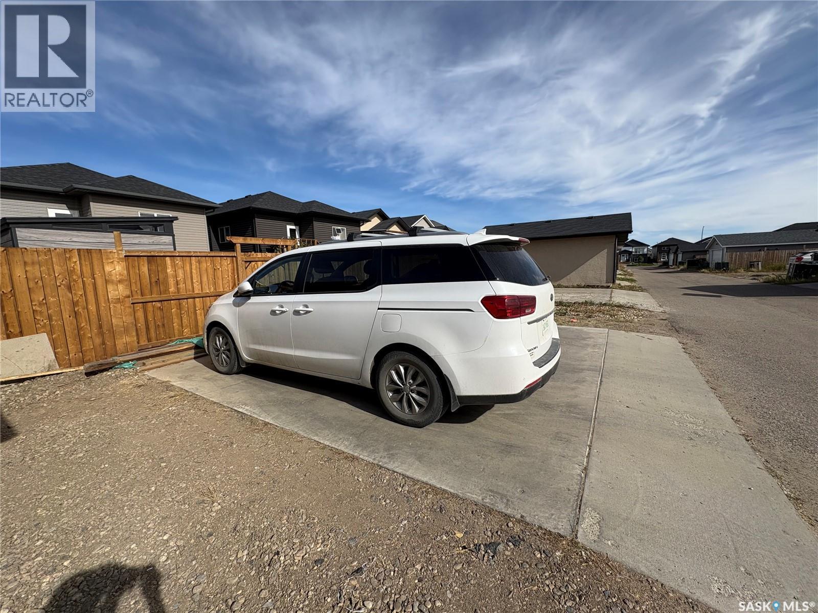 632 Ells Crescent, Saskatoon, SK - Outdoor