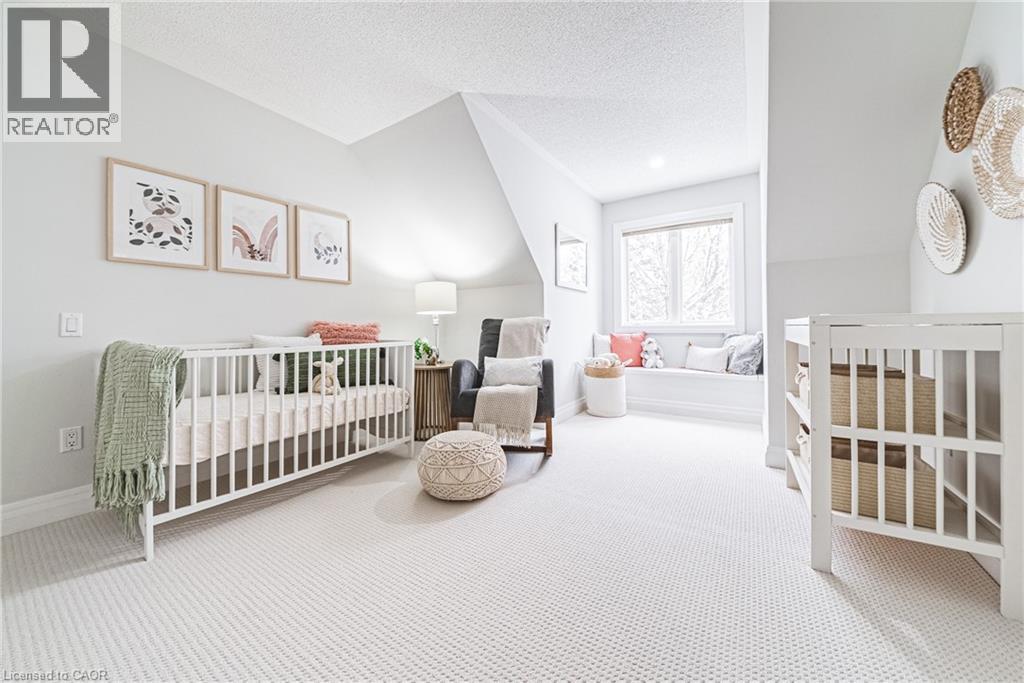 18 Palomino Drive, Carlisle, ON - Indoor Photo Showing Bedroom