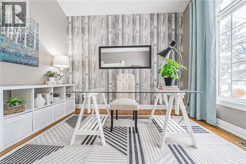 18 Palomino Drive, Carlisle, ON - Indoor Photo Showing Other Room