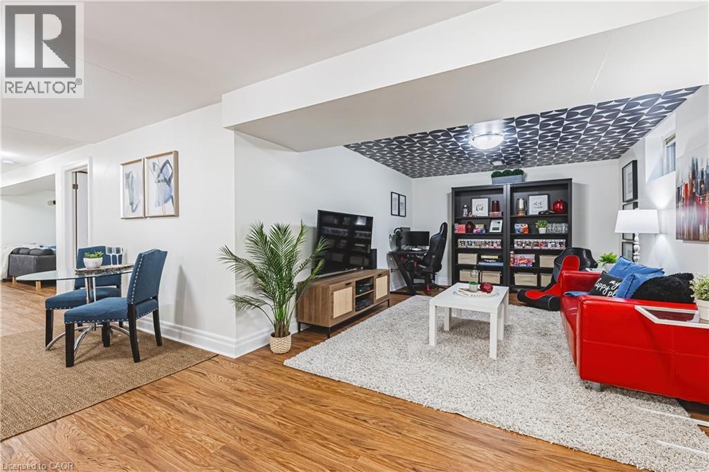 18 Palomino Drive, Carlisle, ON - Indoor