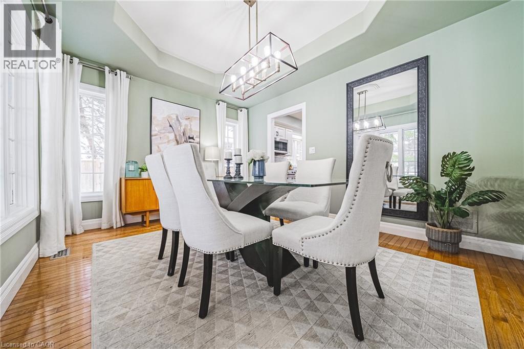 18 Palomino Drive, Carlisle, ON - Indoor Photo Showing Dining Room