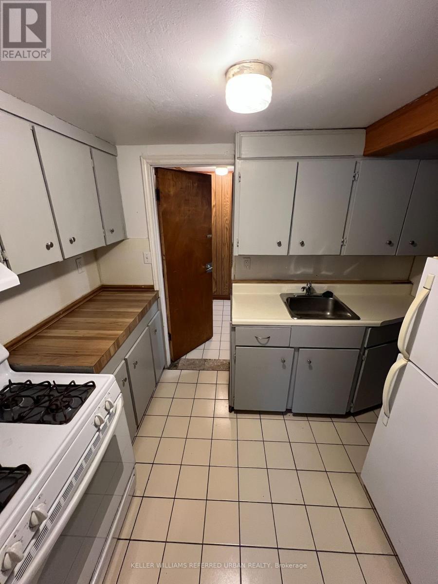 Kitchen - Basement 2 - 9 Dalbeattie Avenue, Toronto, ON - Indoor Photo Showing Laundry Room