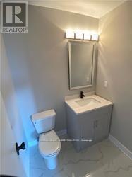 503 - 15 Elizabeth Road, Mississauga, ON - Indoor Photo Showing Bathroom