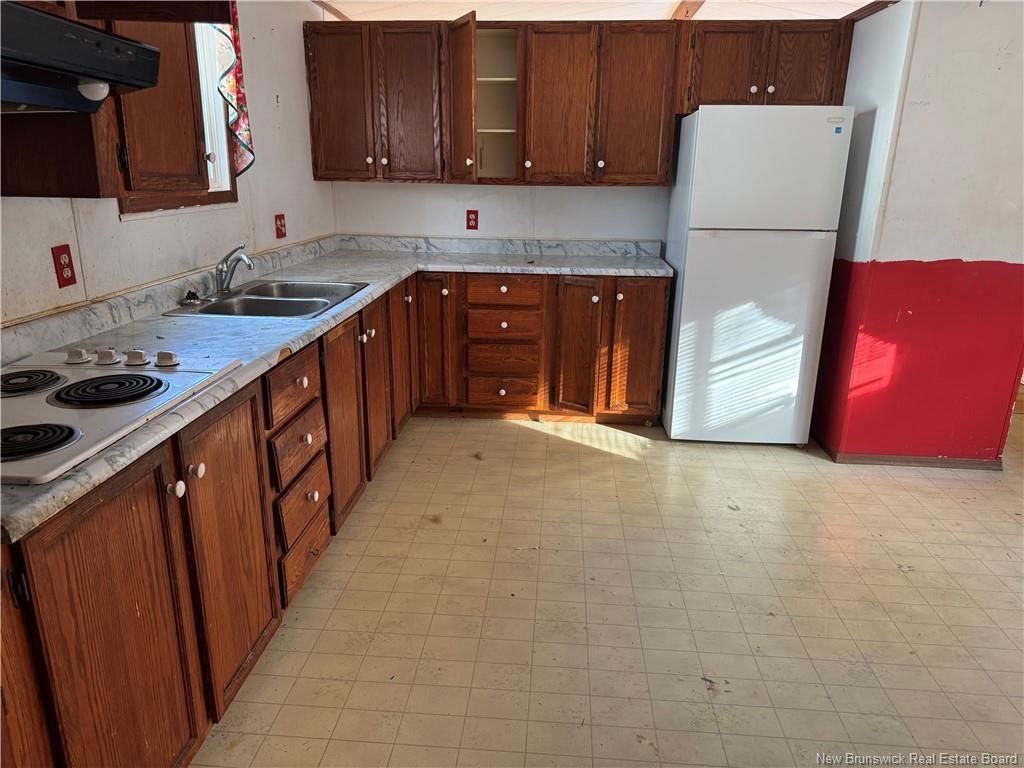 12 Poulin Dr, Woodstock, NB