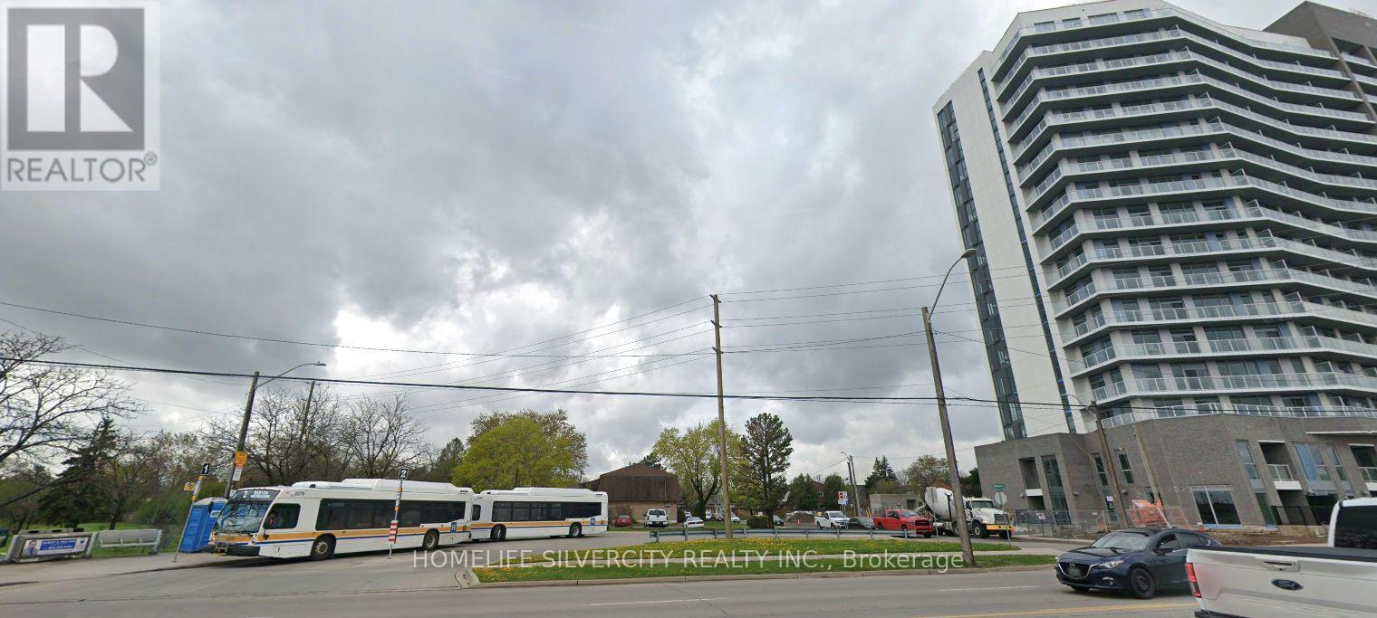 908 - 2782 Barton Street E, Hamilton, ON - Outdoor With Facade