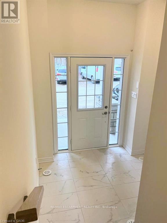 45 - 305 Garner Road W, Hamilton, ON - Indoor Photo Showing Other Room