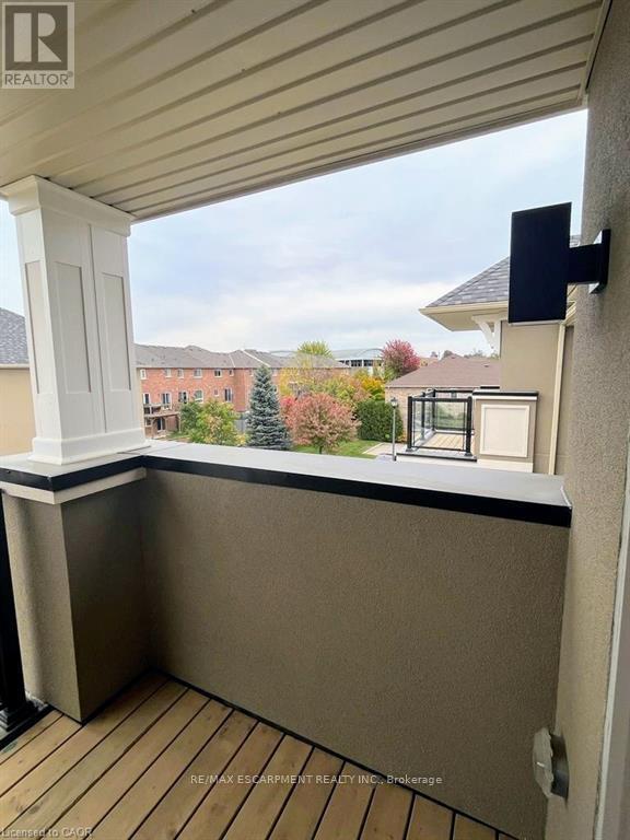 45 - 305 Garner Road W, Hamilton, ON - Outdoor With Balcony With Exterior