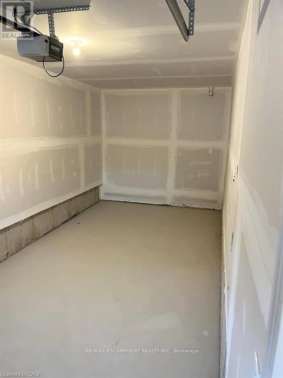 45 - 305 Garner Road W, Hamilton, ON - Indoor Photo Showing Other Room