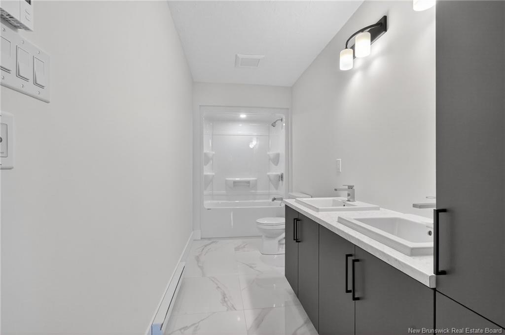 114 Ernest St, Dieppe, NB