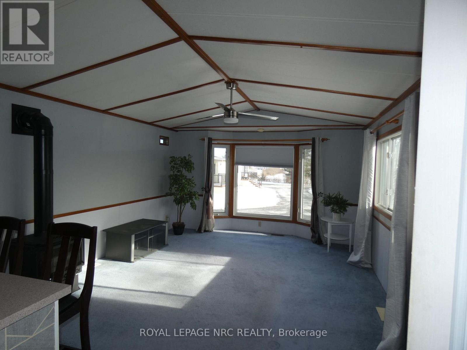 121 - 3033 Townline Road, Fort Erie (Black Creek), ON - Indoor Photo Showing Other Room